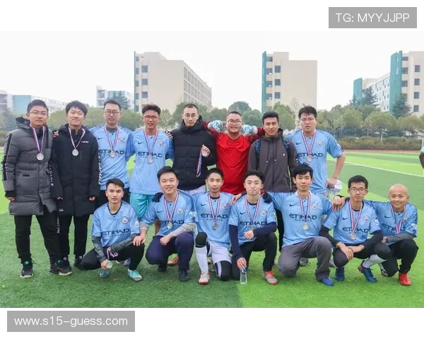 无锡报业青少年足球队宋梓恒：足球教会团结与拼搏