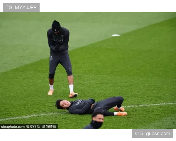 巴黎圣日耳曼门将舍瓦利耶伤缺,雷恩迎抢分良机