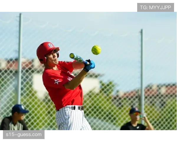 法国垒球协会宣布提高青少年联赛的性别包容性，允许混合组队参赛