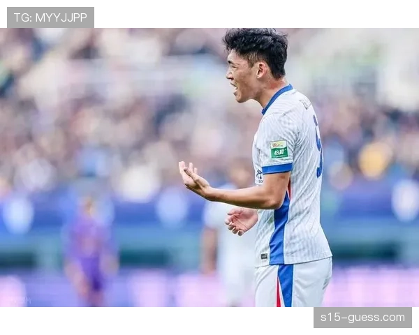 技术统计显示,上海申花上半场已完成8次成功肋部区域传球